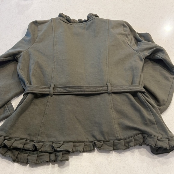 TOP - Picture 3 of 3